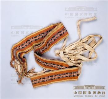 瑶族织花腰带